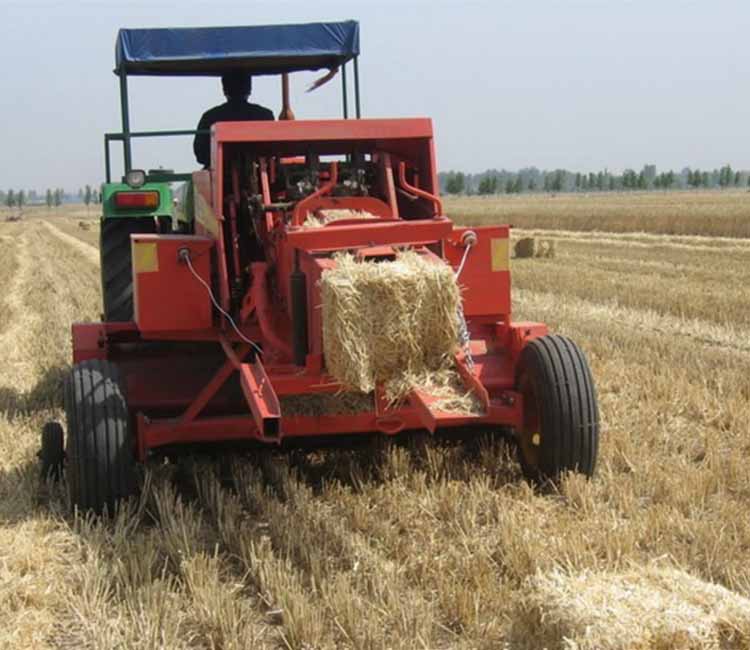 Square Hay Baler red.jpg